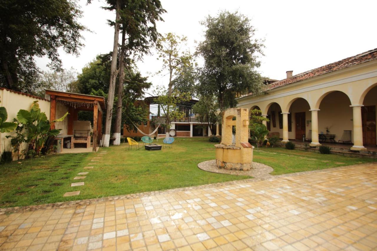 Апарт отель Hacienda Molino Santo Domingo Сан-Кристобаль-де-Ла-Касас Экстерьер фото